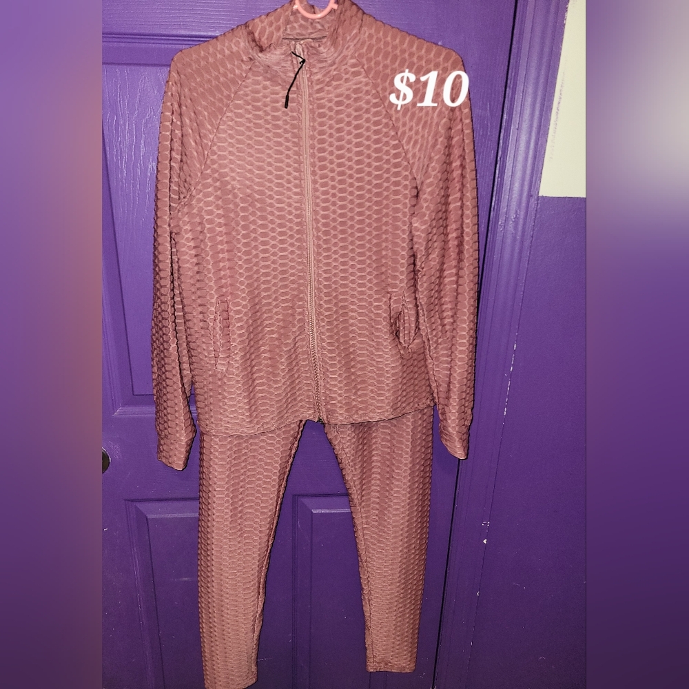 Stylish Textured Pink Tracksuit